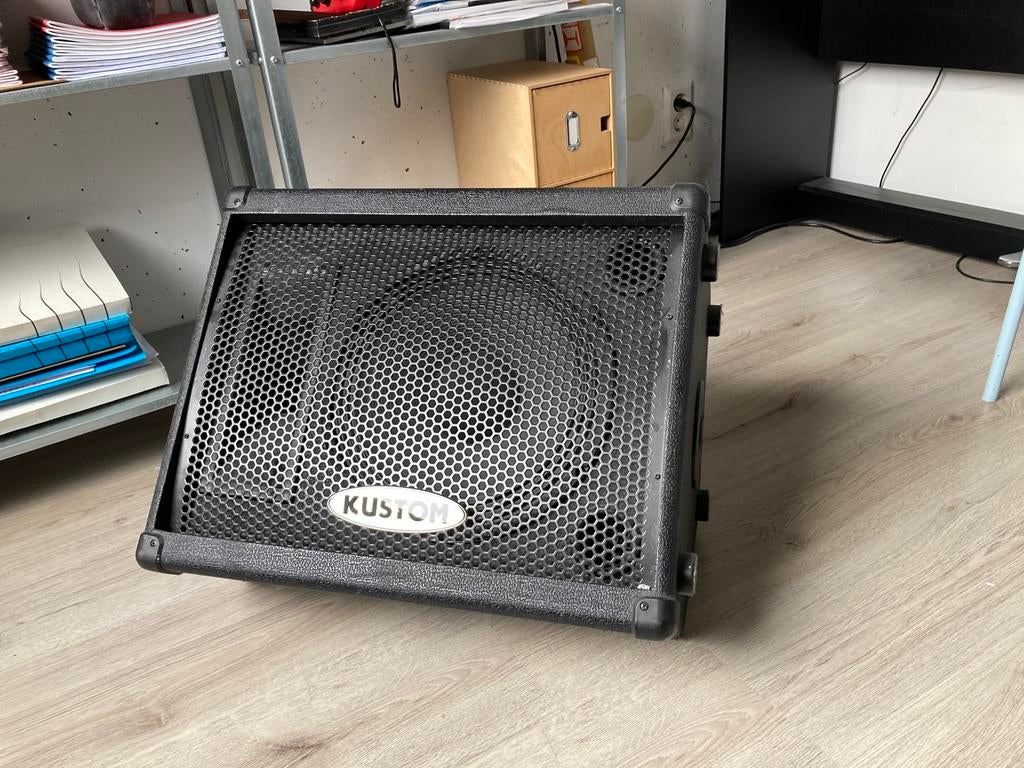 Kustom KPC10M 10 inch 2-weg actieve monitor speaker, Ophalen, Gebruikt