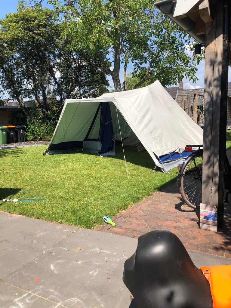 Grote piramide tent te koop, Ophalen, Gebruikt