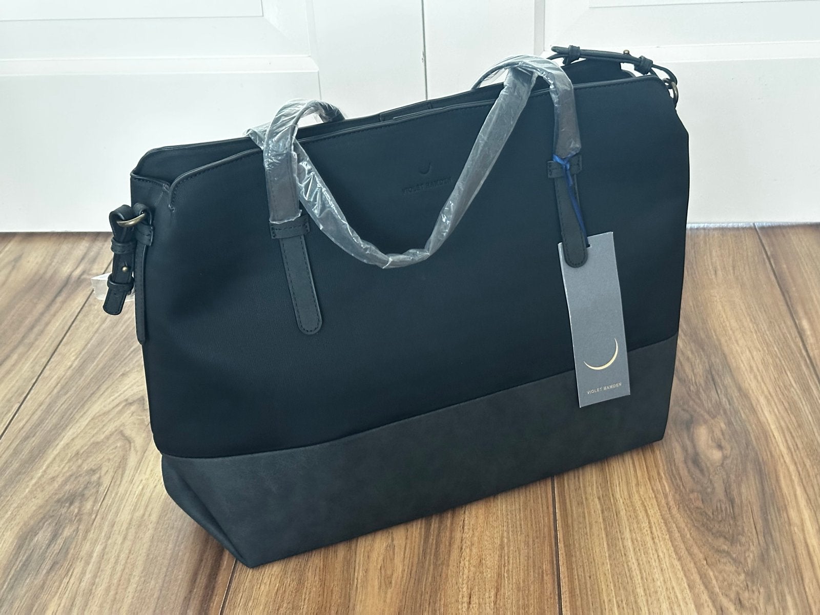 Violet Hamden Essential Bag Schoudertas / 13 inch laptoptas, Ophalen of Verzenden, Nieuw, Zwart, Overige merken