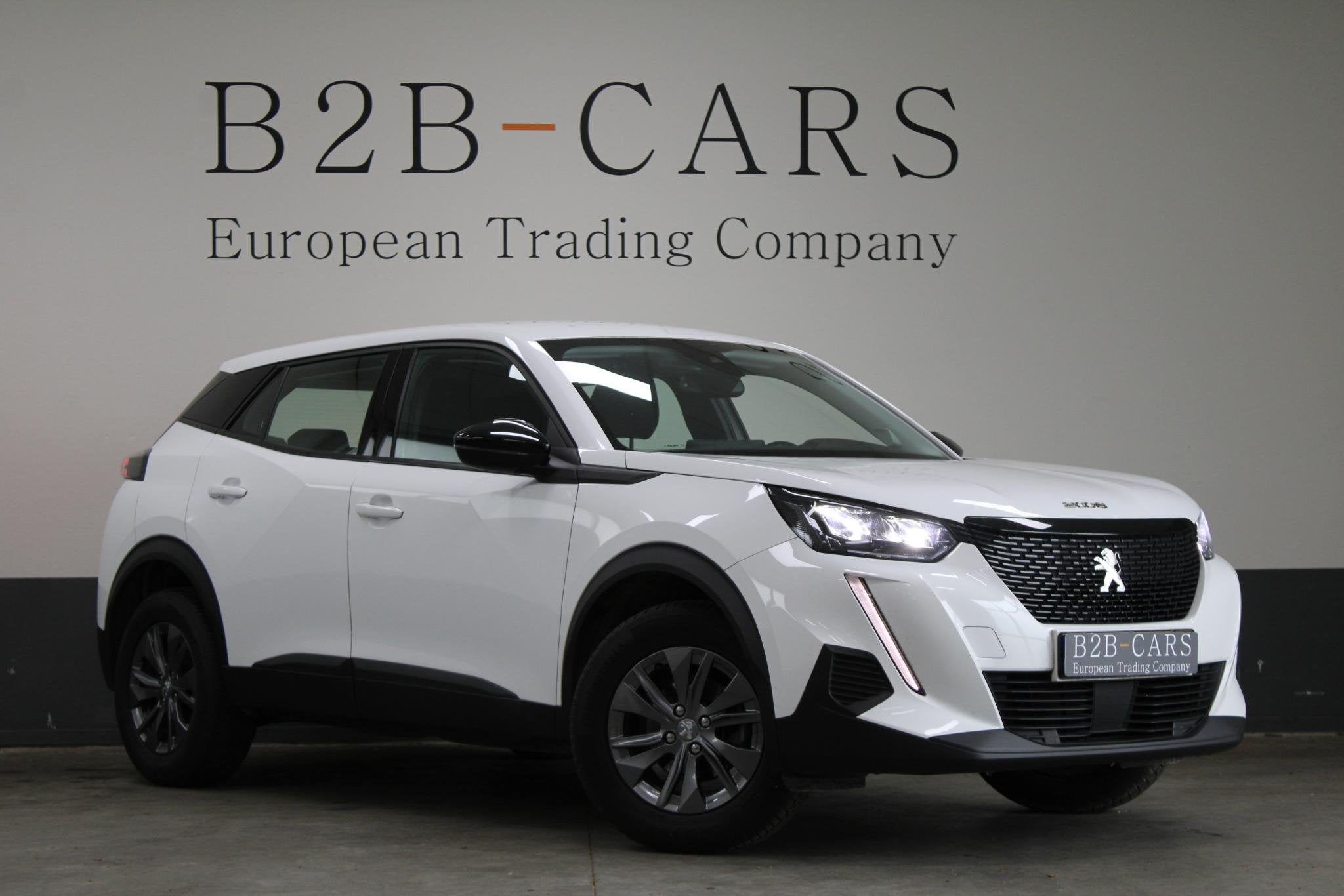Peugeot 2008 1.5 BlueHDi Active Pack | Trekhaak | Camera, Voorwielaandrijving, Dealer onderhouden, Stof, Gebruikt