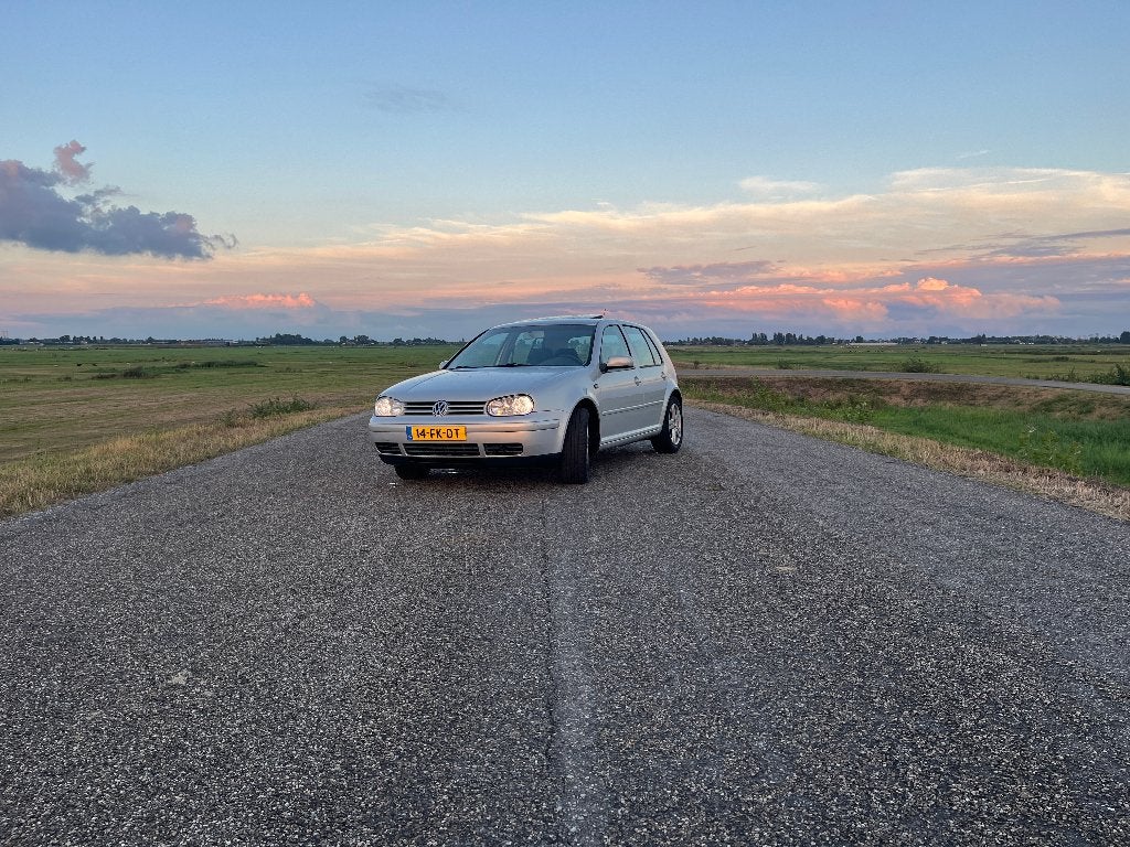 Volkswagen Golf 2.3 V5 110KW 2000 Grijs, Auto's, Stof, 150 pk, Open dak, Overige kleuren