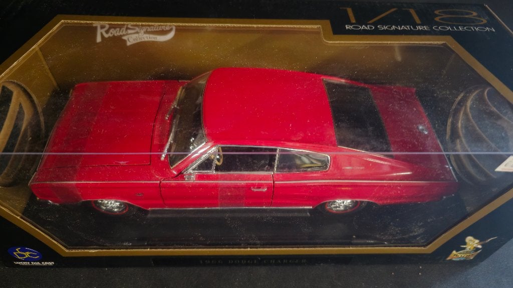 dodge charger 1966 rood road signature nieuw in doos 1:18, Hobby en Vrije tijd, Ophalen, Nieuw, Auto, Overige merken