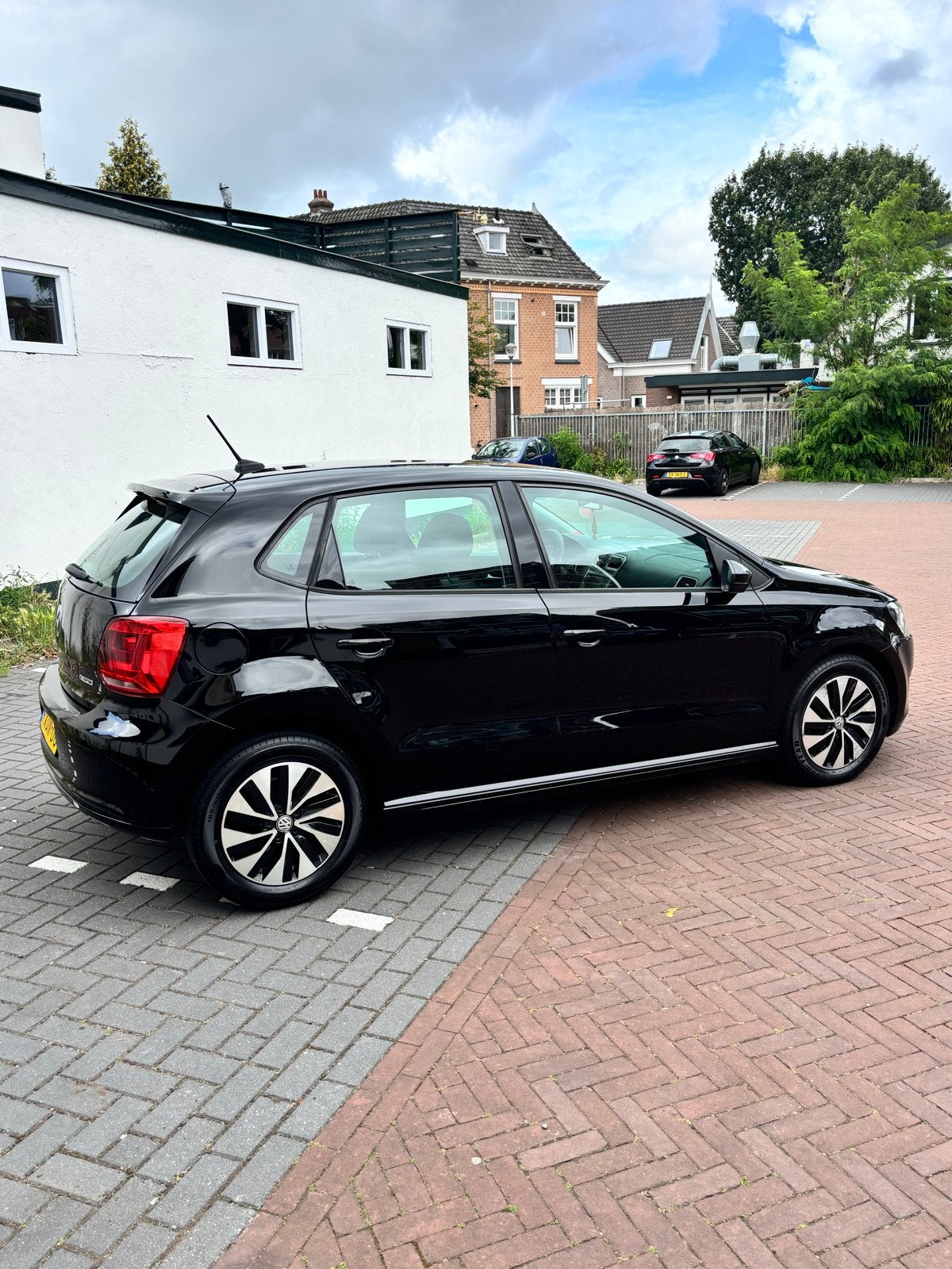 Volkswagen Polo 1.4 TDI 55KW BMT 2014 Zwart, Auto's, Volkswagen, Voorwielaandrijving, 74 pk, 580 kg, Zwart