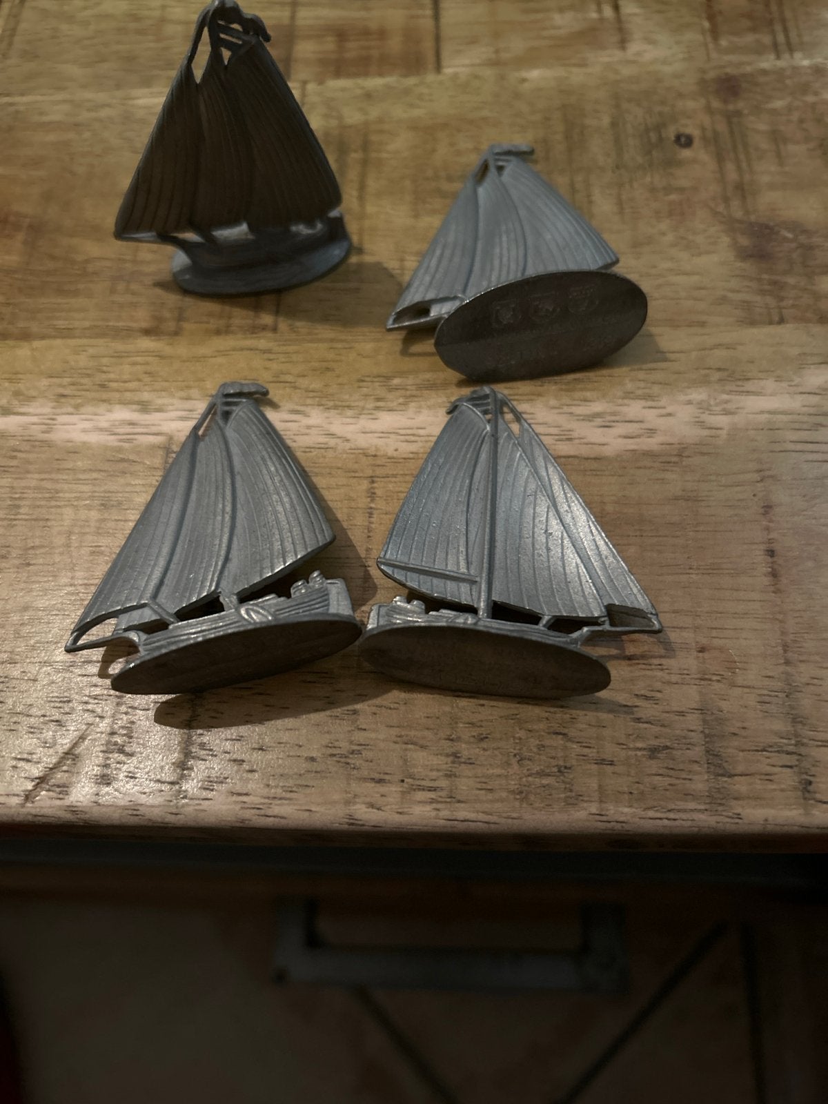 Set van 4 tinnen zeilbootjes, 92% tin, Verzenden