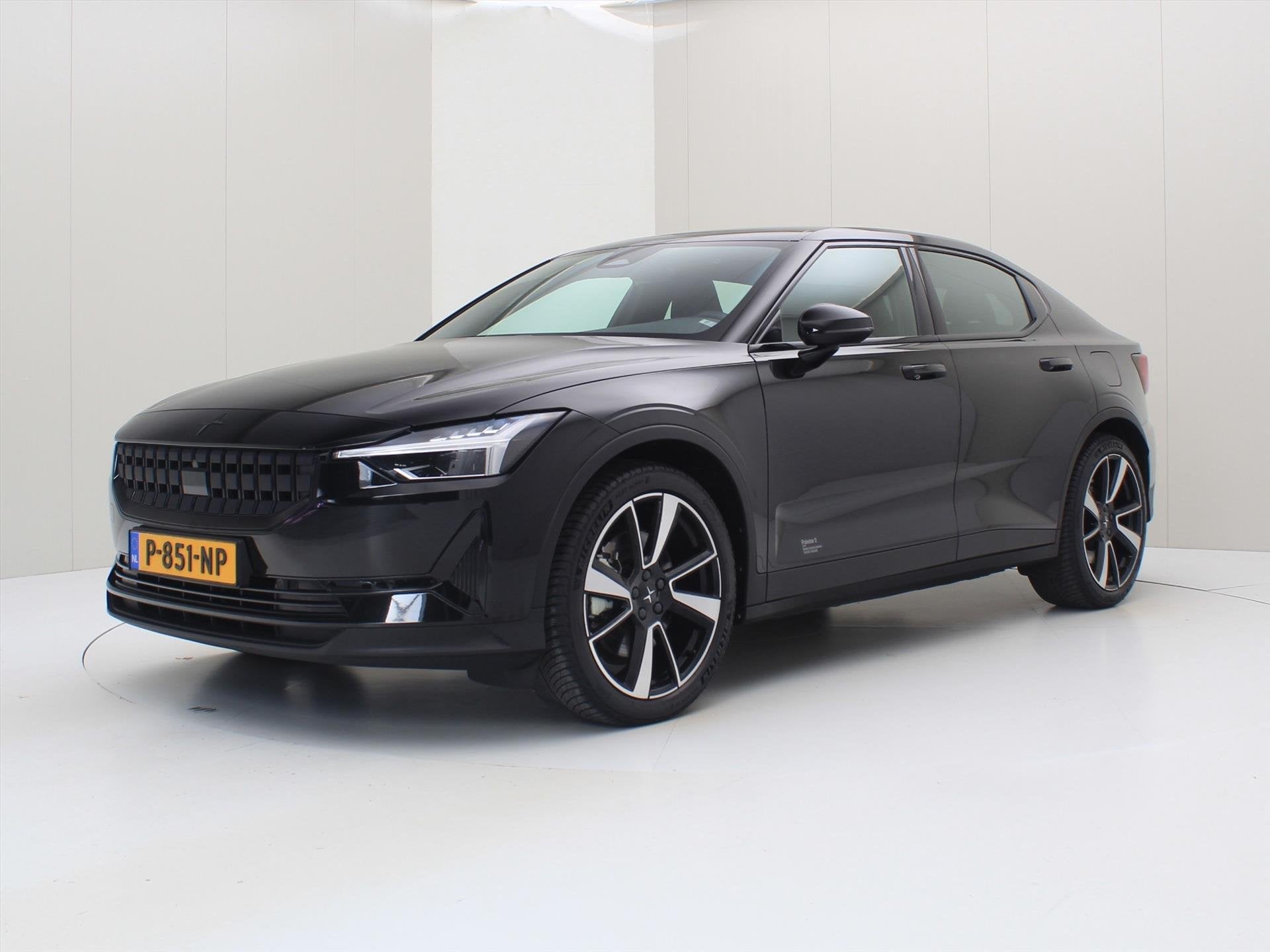 Polestar 2 Long Range Dual Motor 408pk 78kWh 90,1% SoH [ TRE, Auto's, Stof, Gebruikt, Zwart, Zwart