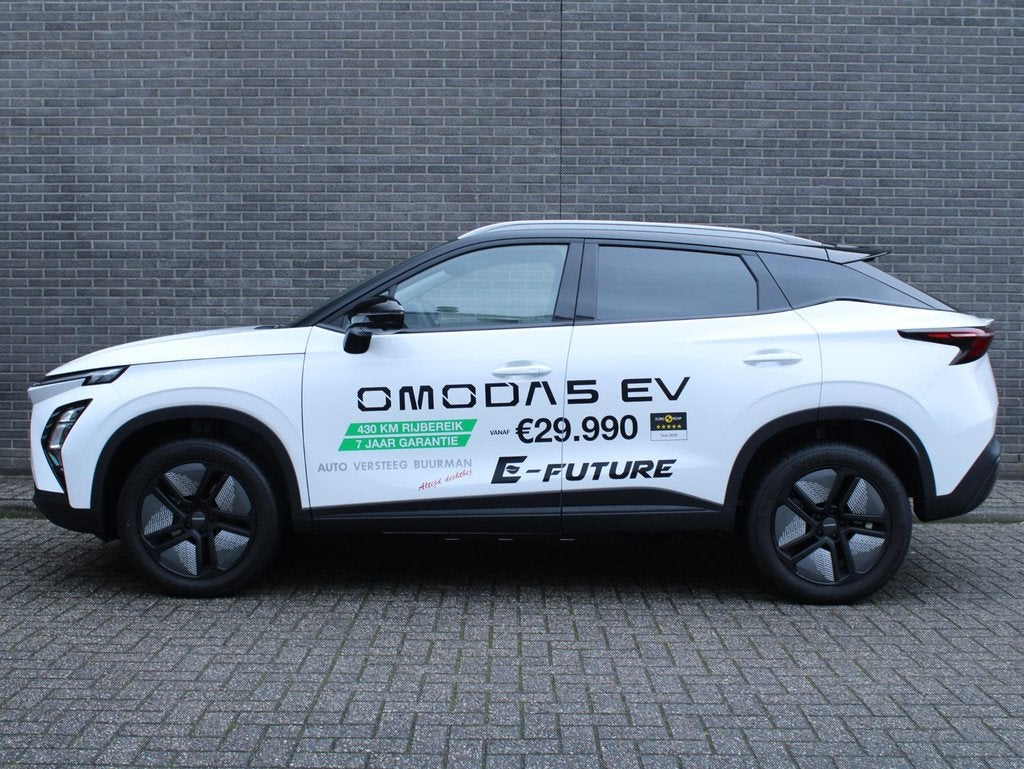 Omoda 5 EV Premium 61 kWh Automaat, Lederen Bekleding, Schui, Auto's, Overige Auto's, 12 maanden, 33 min, Wit, Origineel Nederlands