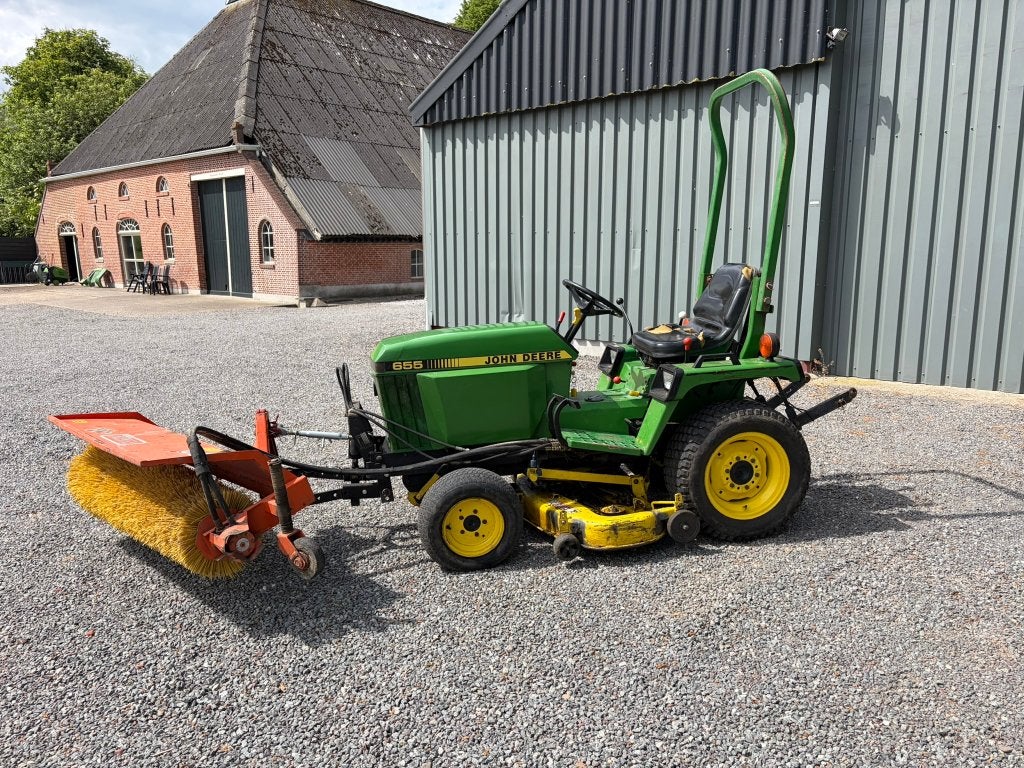 John Deere 655 Diesel minitrekker met maaier en veger, Zakelijke goederen, Gebruikt, Tot 2500, Tot 80 Pk, Ophalen