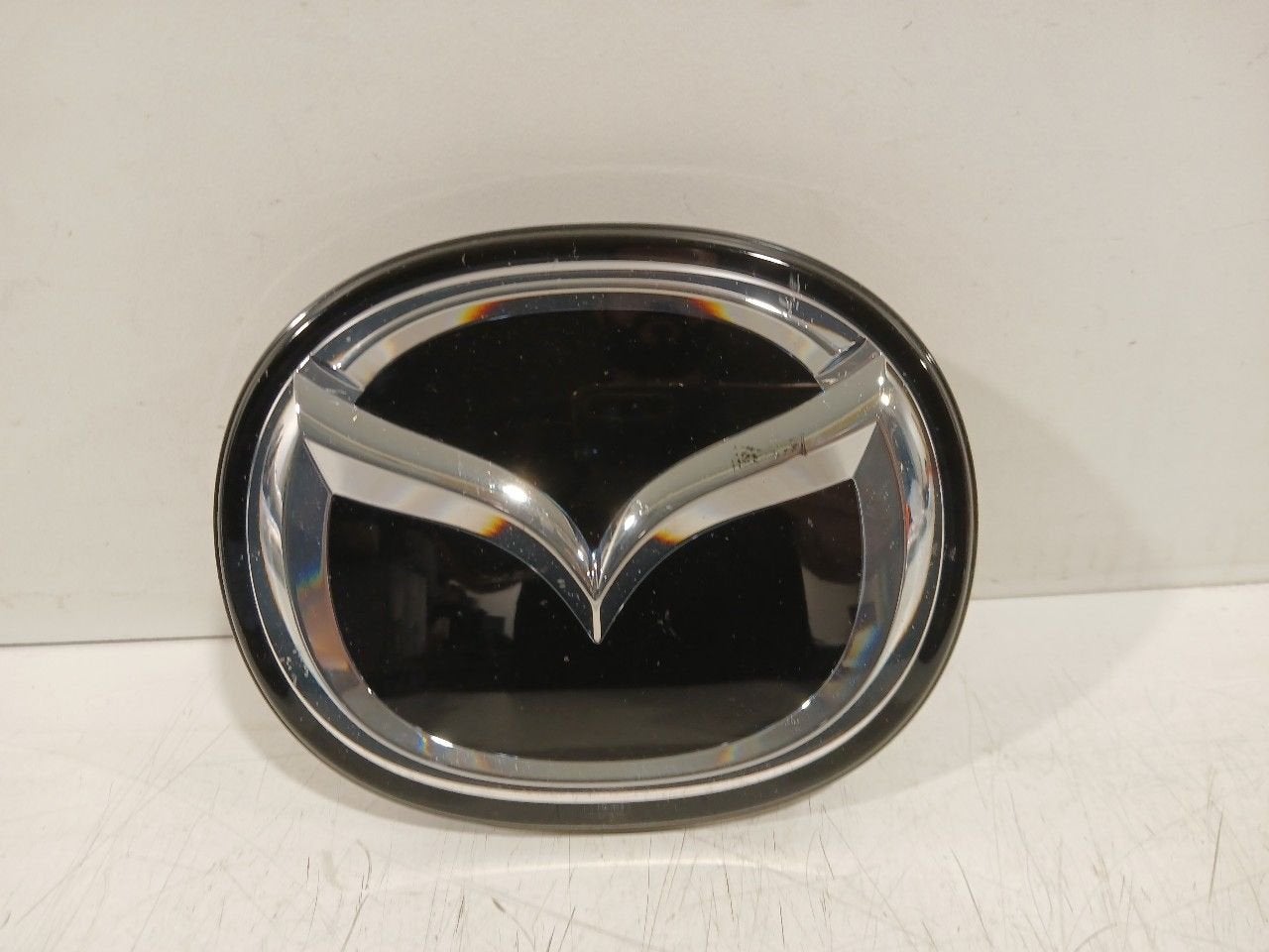 Embleem Mazda 6, Onderdelen@venauto.nl, Van der Ven Autorecycling B.V., Gebruikt, Ettenseweg 76, 4706 PB Roosendaal, The Netherlands