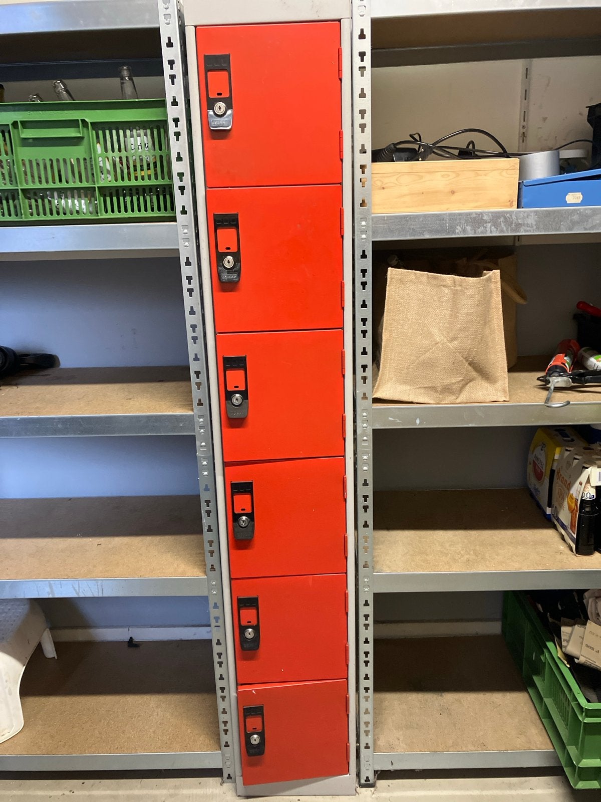 Locker kast met 6 lockers en sleutels - H180xB30xD50 cm, Ophalen, Gebruikt