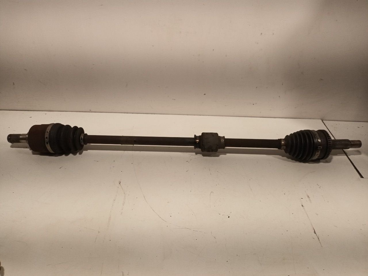 Aandrijfas rechts voor Kia Venga, Auto-onderdelen, Onderdelen@venauto.nl, Van der Ven Autorecycling B.V., Ettenseweg 76, 4706 PB Roosendaal, The Netherlands