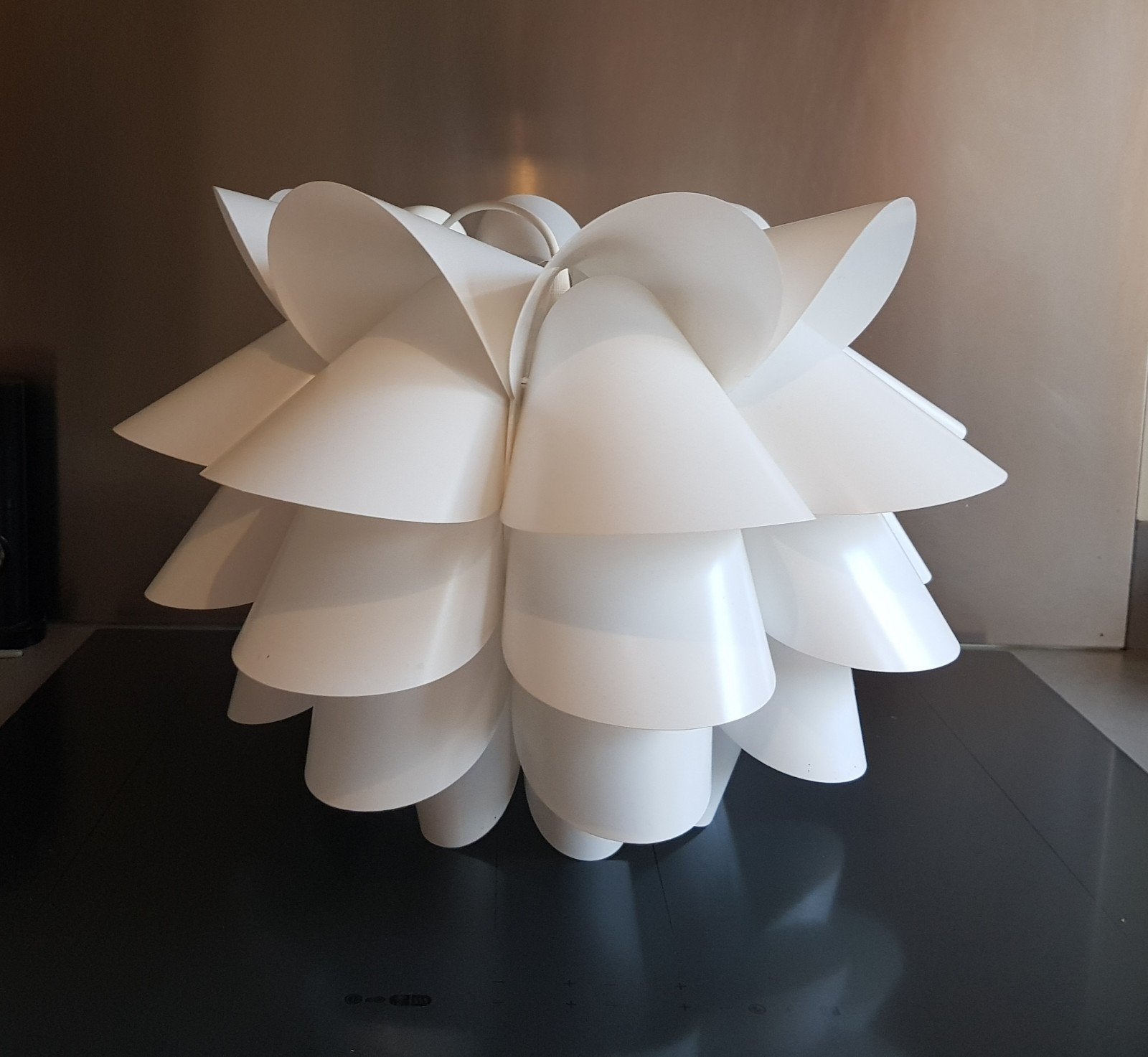 IKEA Hanglamp Wit Bloem / Bloemvormig, Ophalen, Kunststof, Gebruikt, E27 (groot)