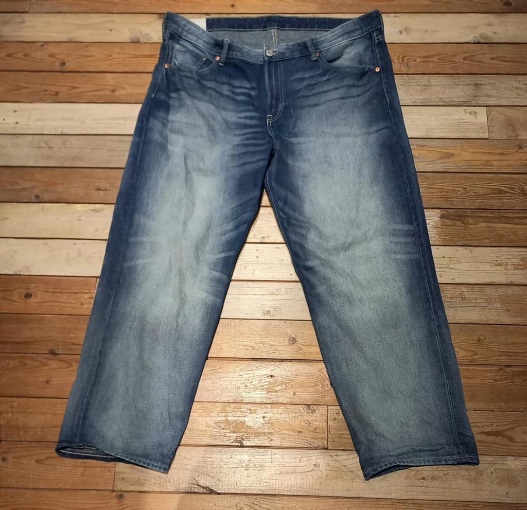 H&M Loose Jeans - Maat 42/32, Blauw, Ophalen of Verzenden, Gedragen, W40 - W42 (confectie 56/58)