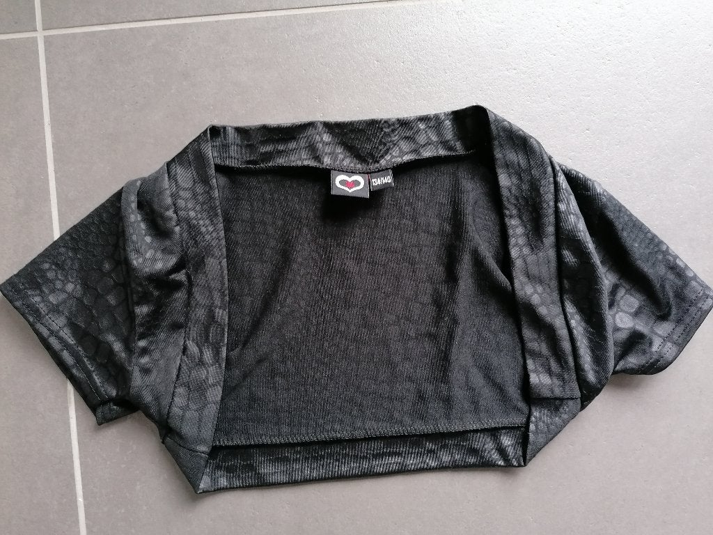 Zwarte bolero  Maat:134/140, Kinderen en Baby's, Kinderkleding | Maat 134, Trui of Vest, Coolcat, Zo goed als nieuw, Verzenden
