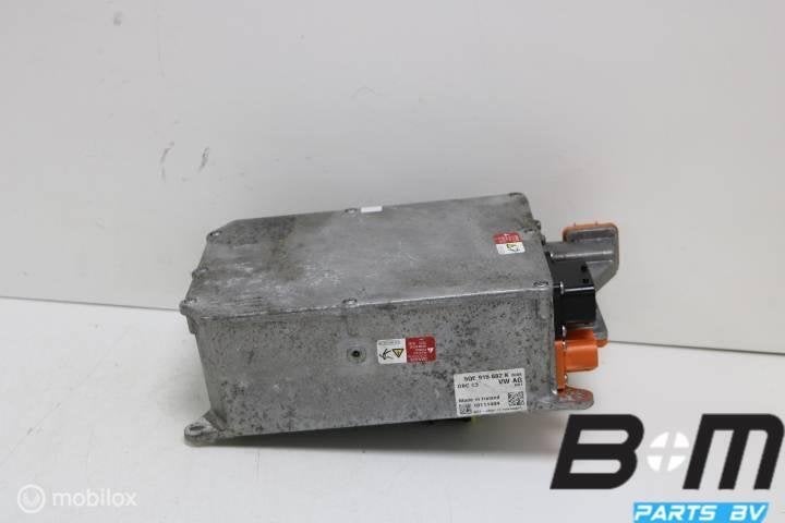 Lader voor hoogvoltaccu VW Golf 7 5drs GTE 5QE915682K, Gebruikt