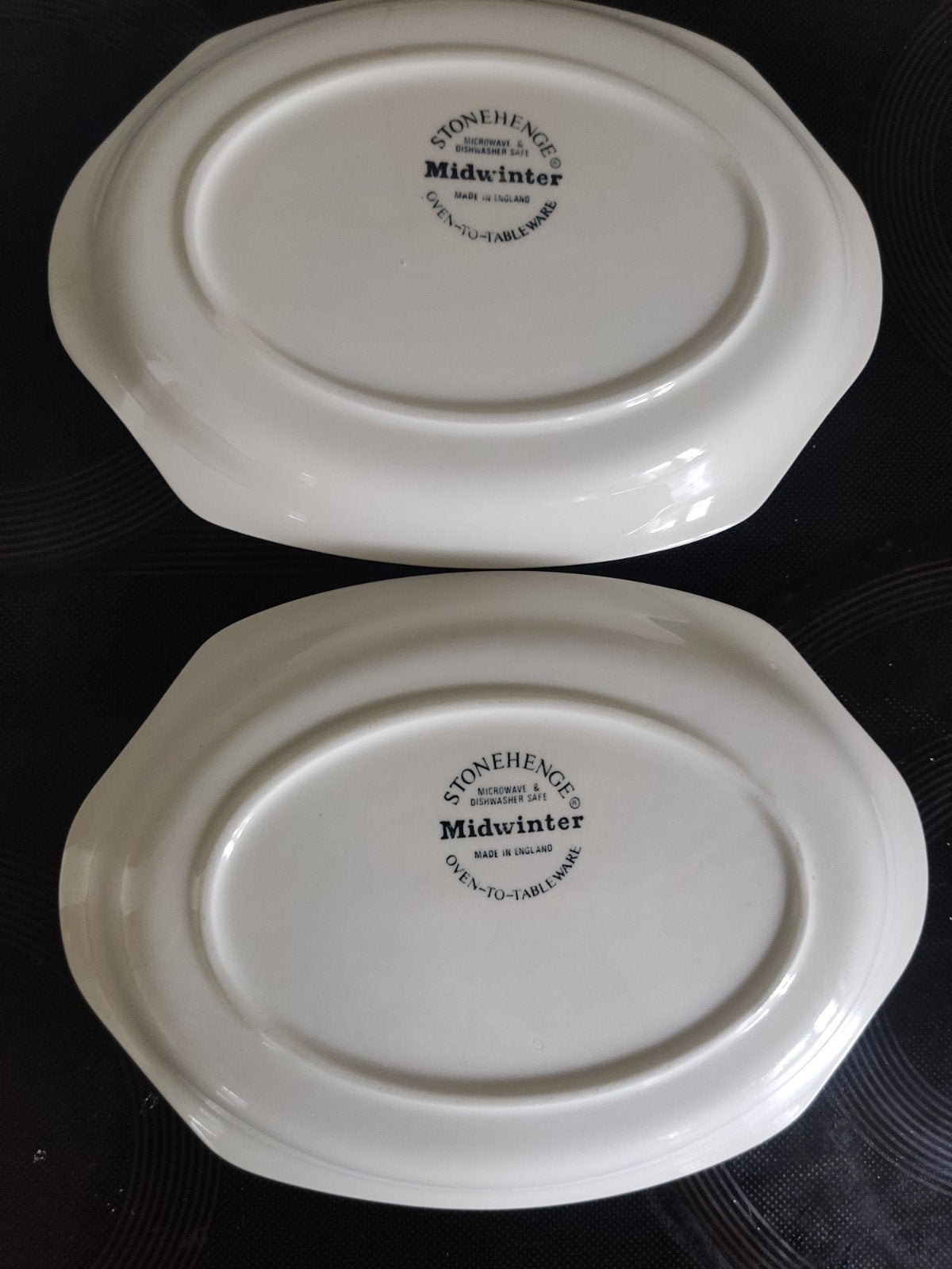 2 Wedgwood Midwinter Stonehenge serveerschaaltjes, Klassiek, Ophalen of Verzenden, Schaal of Schalen, Zo goed als nieuw
