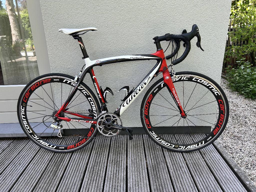 Te koop racefiets Wilier Izoard 56 cm incl. reservewielen, Fietsen en Brommers, Fietsen | Racefietsen, Gebruikt, Carbon, Meer dan 20 versnellingen