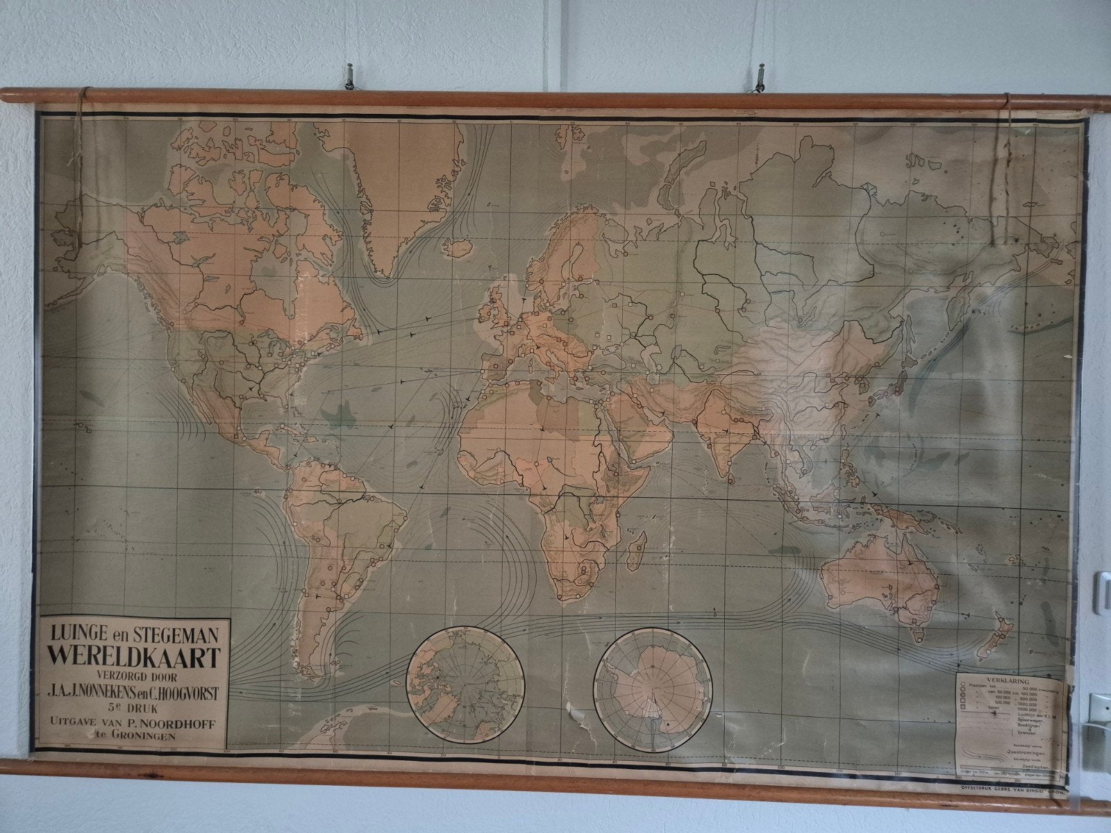 T.e a.b. Jaren 30 wereldkaart op rol  - 200x130cm, Boeken, Luinge en Stegeman, J.A.J. Nonnekens, C. Hoogvorst, Landkaart, 1800 tot 2000