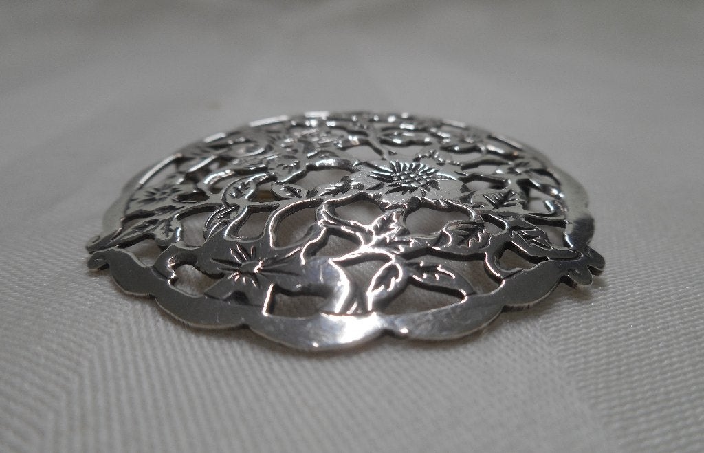 Zilveren vintage broche Niekerk nr.1359, 4 tot 7 cm, Verzenden, Zo goed als nieuw, Zilver