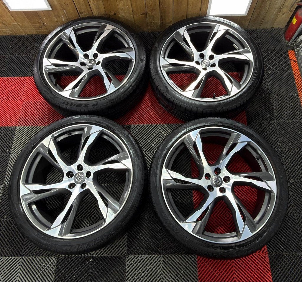 Originele Volvo XC90 22 inch velgen met zomerbanden, Ophalen, Gebruikt, Velg(en), 275 mm