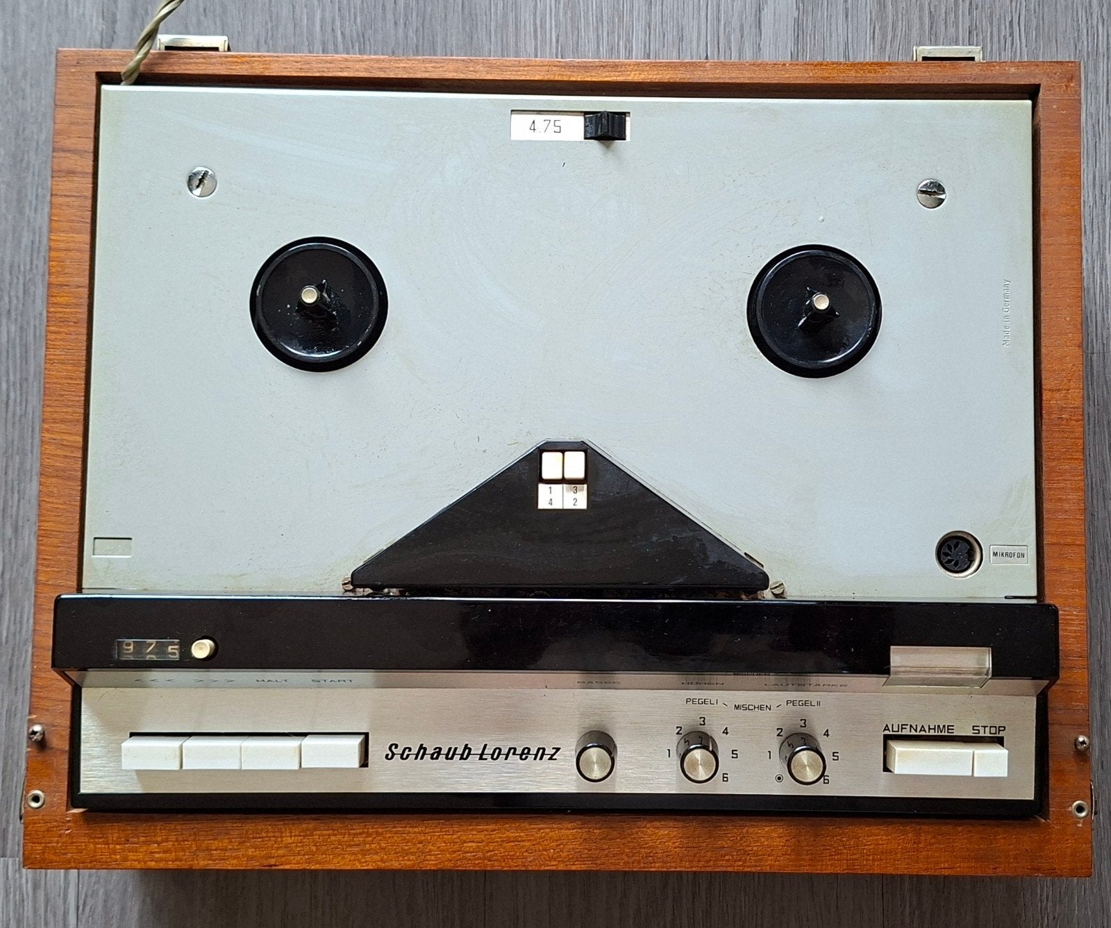 Schaub Lorenz bandrecorder met stofkap (defect), Ophalen of Verzenden, Defecte bandrecorder, Met stofkap