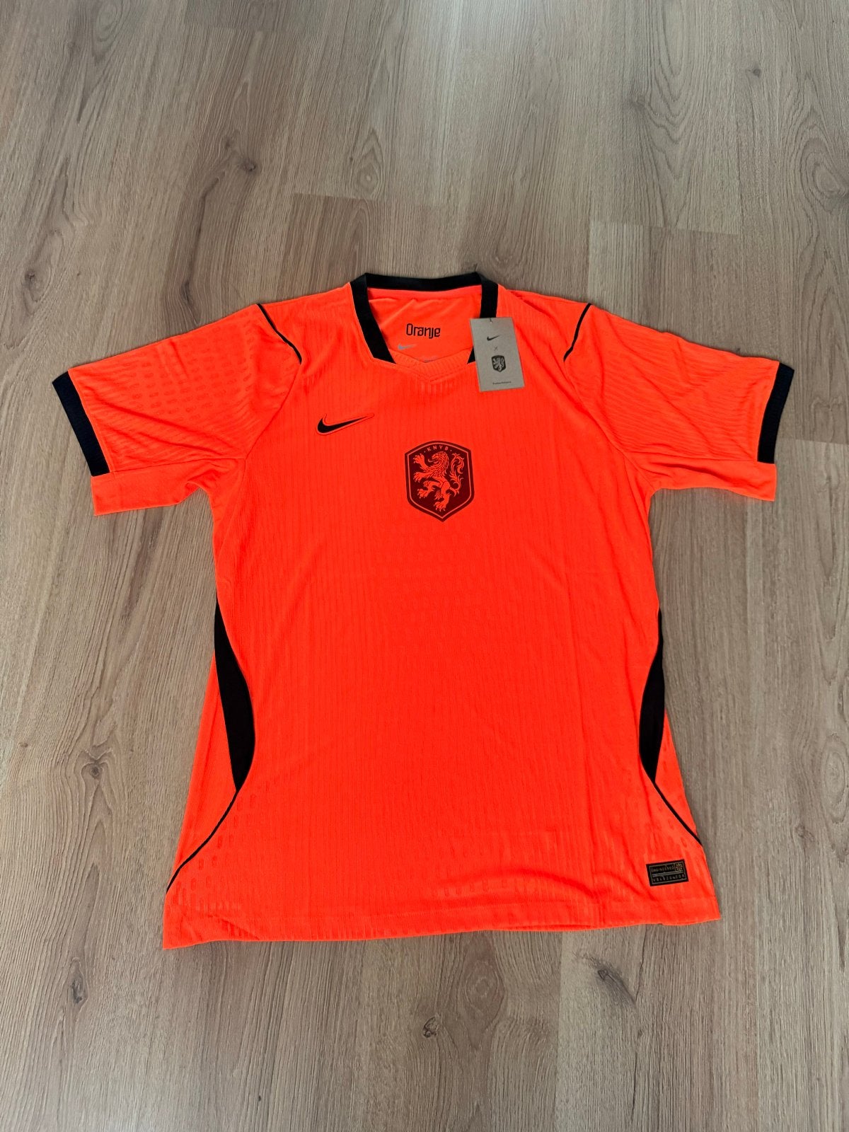 Oranje KNVB Nike Voetbalshirt - Nieuw met labels, Kleding | Heren, Sportkleding, Nieuw, Ophalen of Verzenden, Voetbal, Overige maten