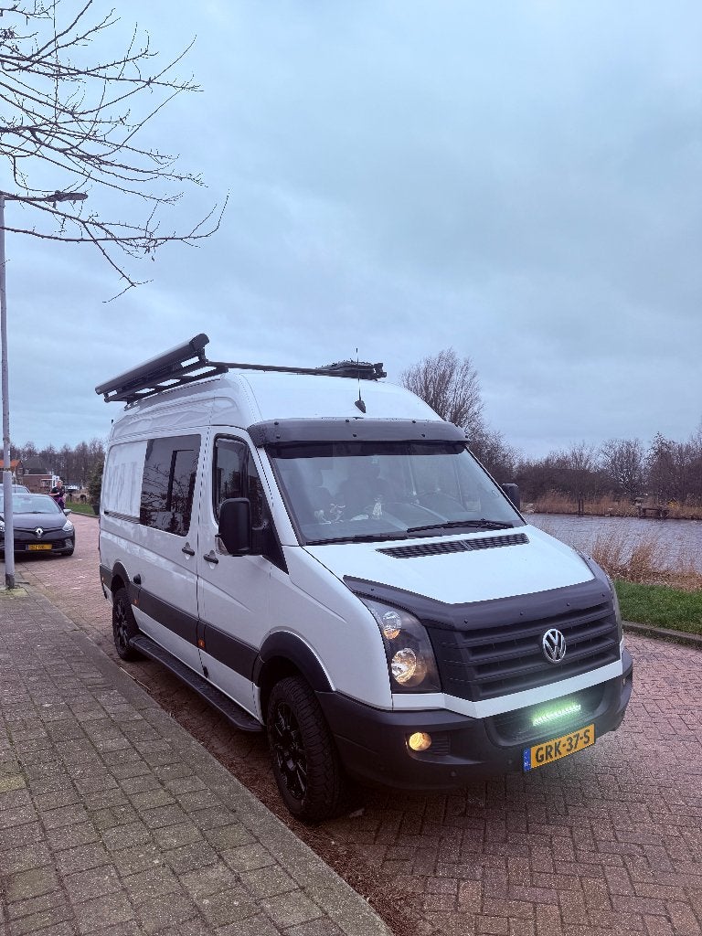 VW Crafter 2013 | 163 pk | Verhoogd | off-grid, Caravans en Kamperen, Buscamper of Camperbus, Tot en met 2, Particulier, Cassettetoilet