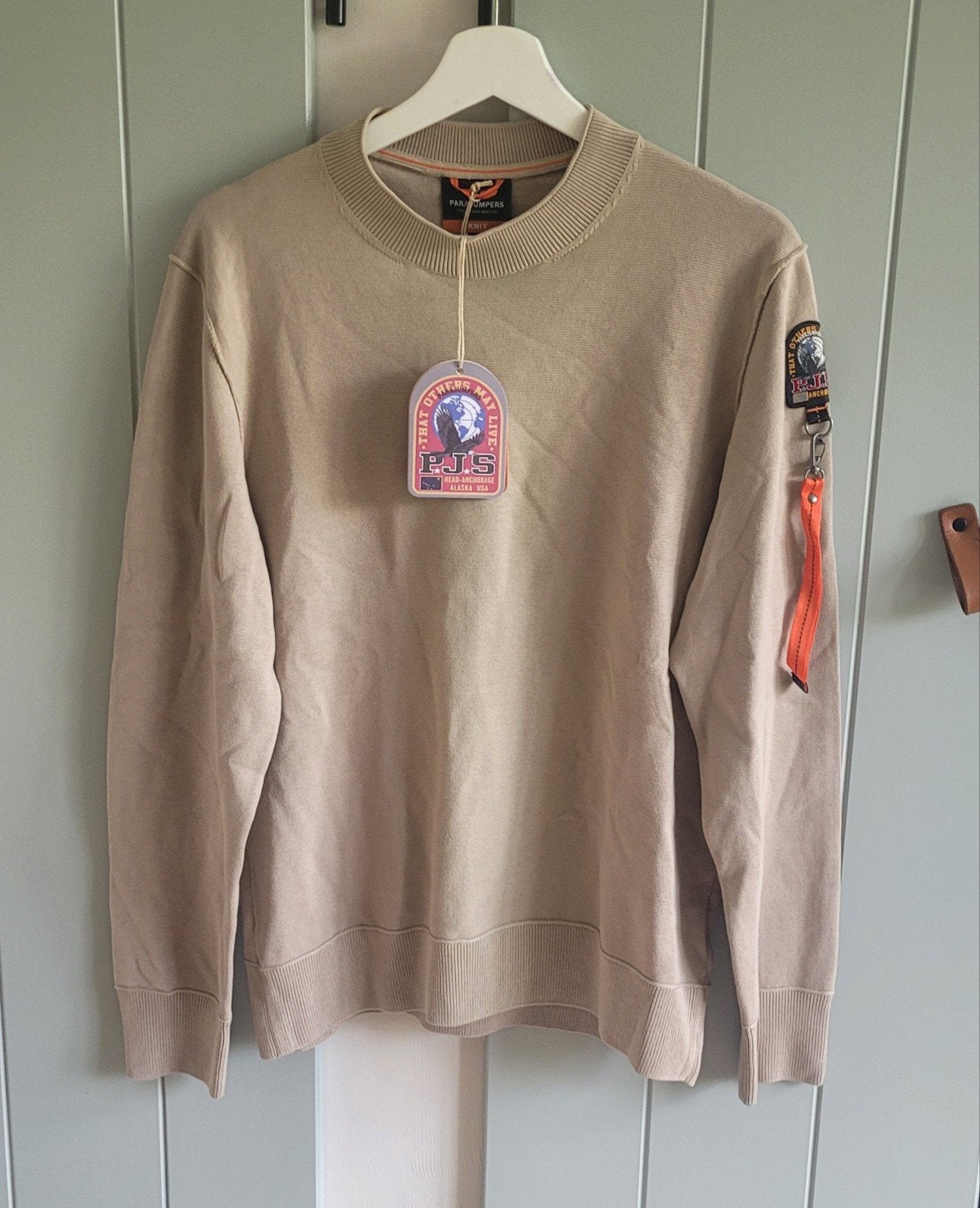 Nieuw! zandkleur trui Parajumpers maat M, Maat 48/50 (M), Beige, Nieuw, Parajumpers