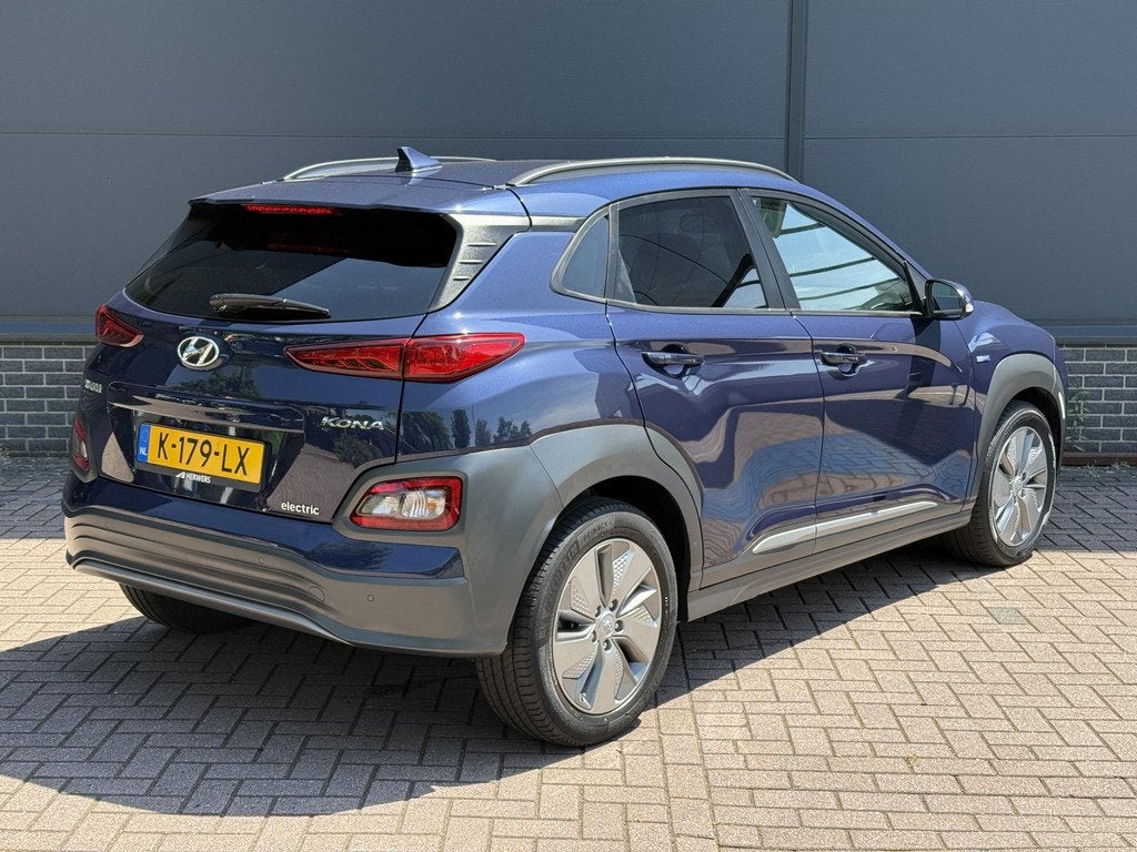 Hyundai Kona EV Limited 64 kWh / Dealer Onderhouden / Origin, Auto's, Hyundai, Gebruikt, Origineel Nederlands, 64 kWh, 300 kg