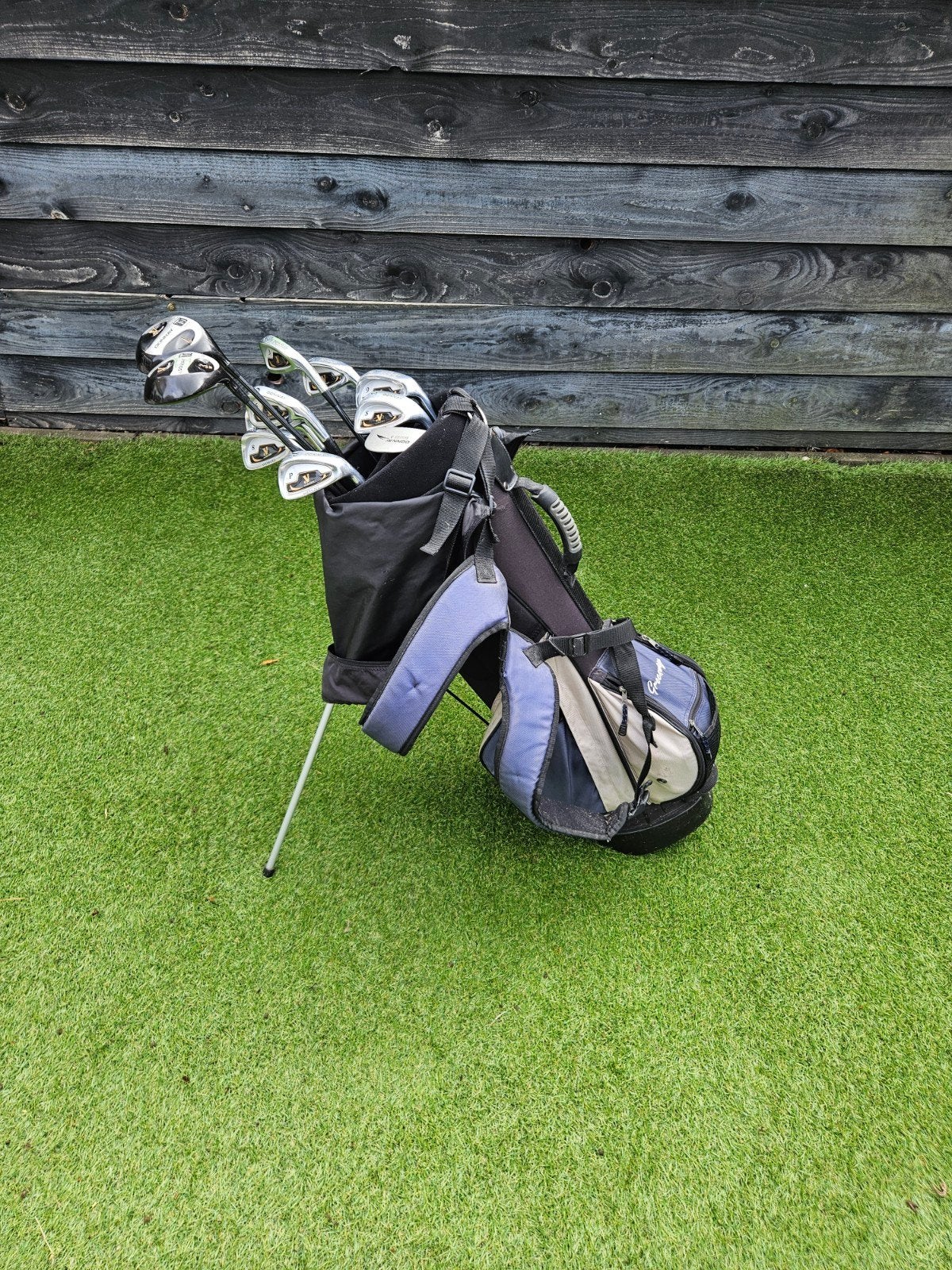 Complete golfset Donnay met tas en 20 golfballen, Sport en Fitness, Ophalen, Gebruikt, Set, Overige merken