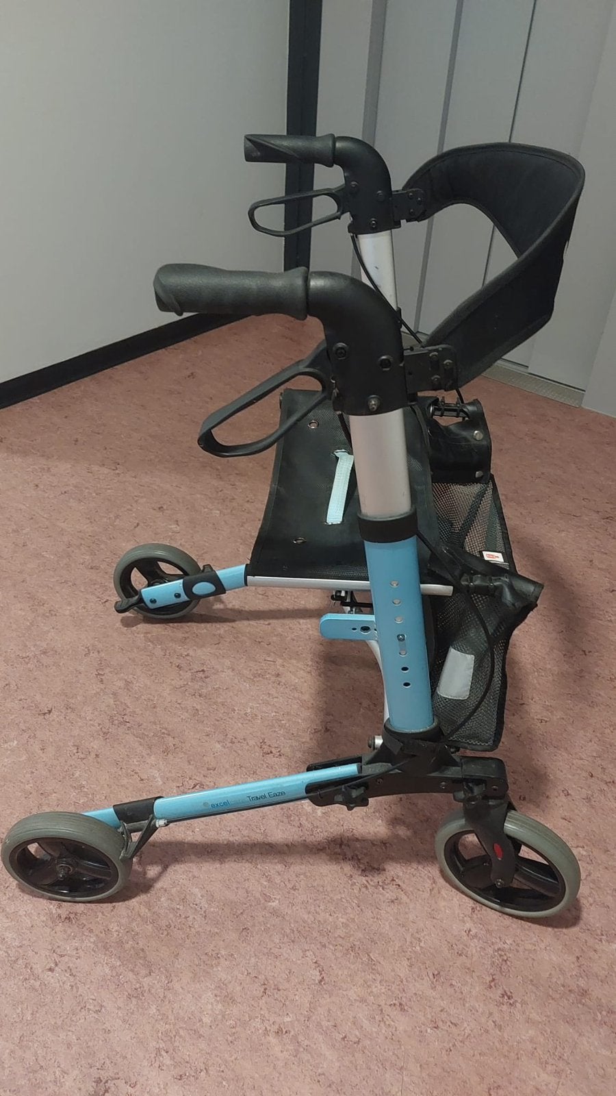 Rollator, Ophalen of Verzenden, Zo goed als nieuw