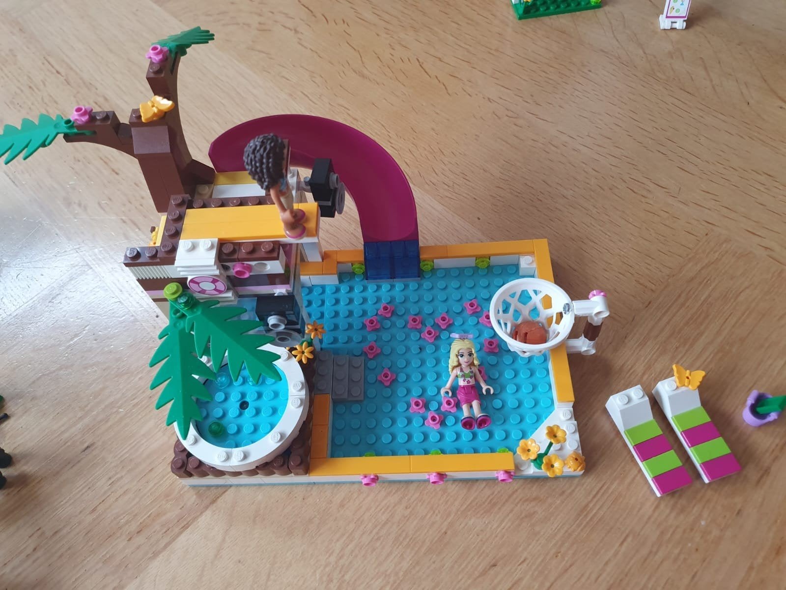 Lego friends heartlake zwembad, Kinderen en Baby's, Speelgoed | Duplo en Lego, Ophalen of Verzenden, Zo goed als nieuw, Lego, Friends