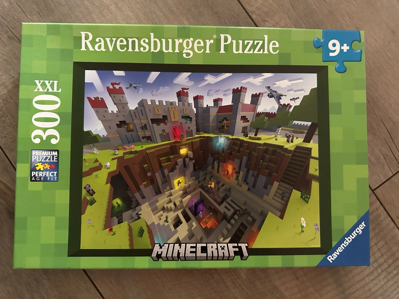 Ravensburger Minecraft Puzzel 300 XXL stukjes, Ophalen of Verzenden, Minder dan 500 stukjes, Zo goed als nieuw, Legpuzzel