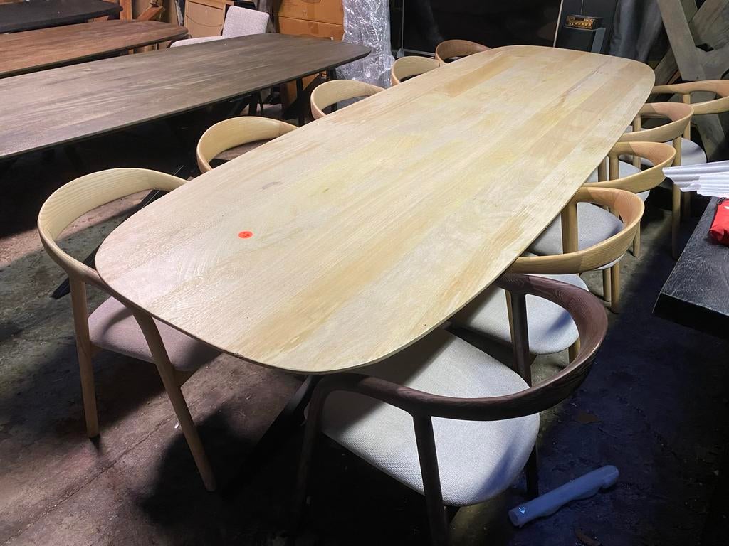 Licht Eiken Eettafel 300x100 met Stalen Spinpoot - B-keus, Ophalen, 100 tot 150 cm, Eikenhout, Vijf personen of meer