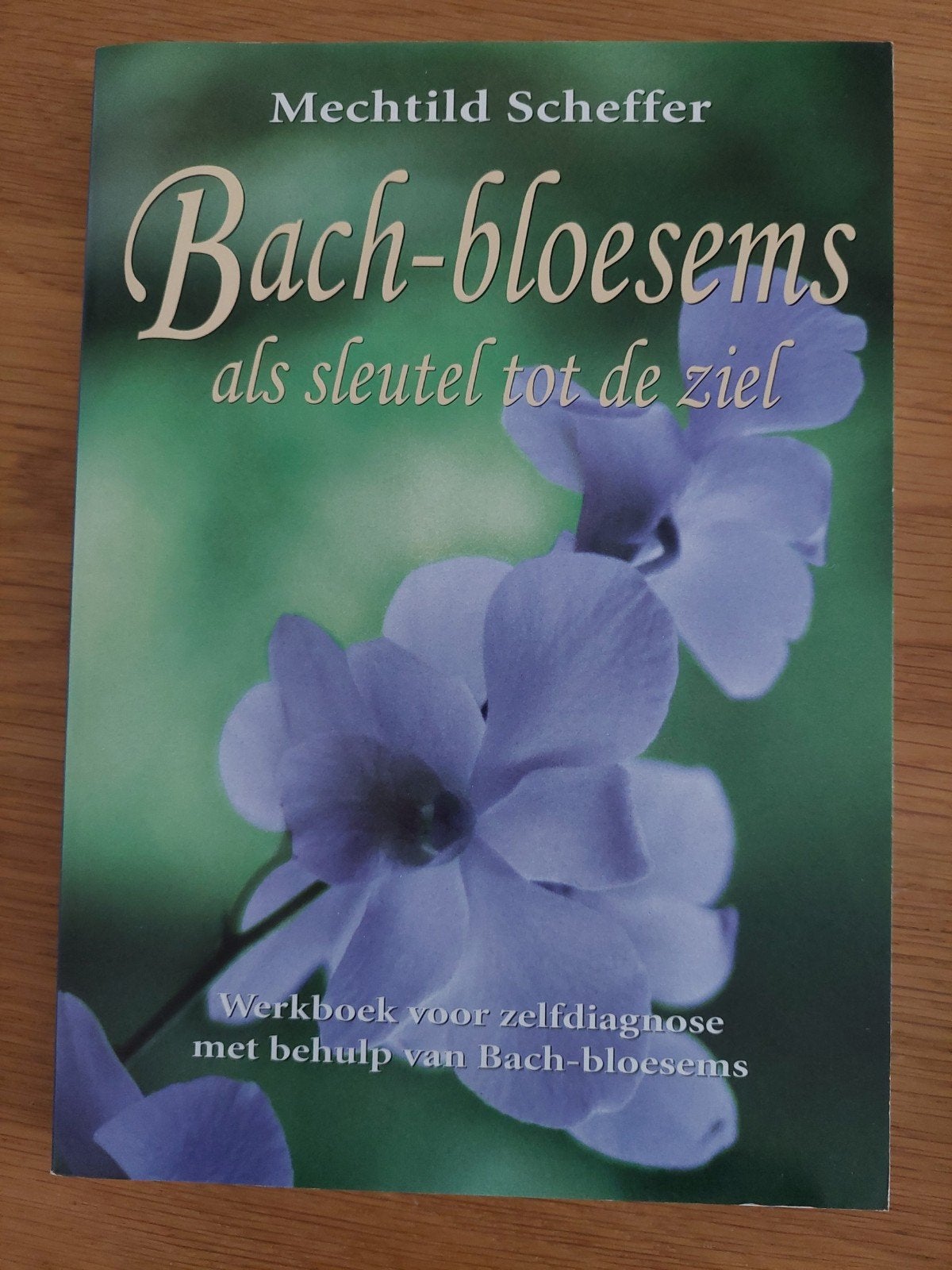 M. Scheffer - Bach-bloesems als sleutel tot de ziel, Ophalen of Verzenden, Zo goed als nieuw, M. Scheffer