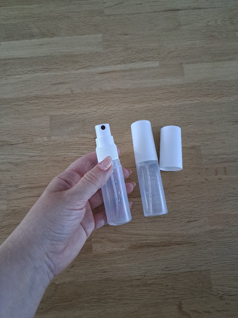 Spay flacon / spuit flesjes, Gehele gezicht, Wit, Ophalen of Verzenden, Zo goed als nieuw