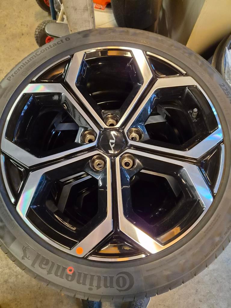Kia velgen 18 inch set nieuw met nieuwe banden, Ophalen, 18 inch, Banden en Velgen, Nieuw