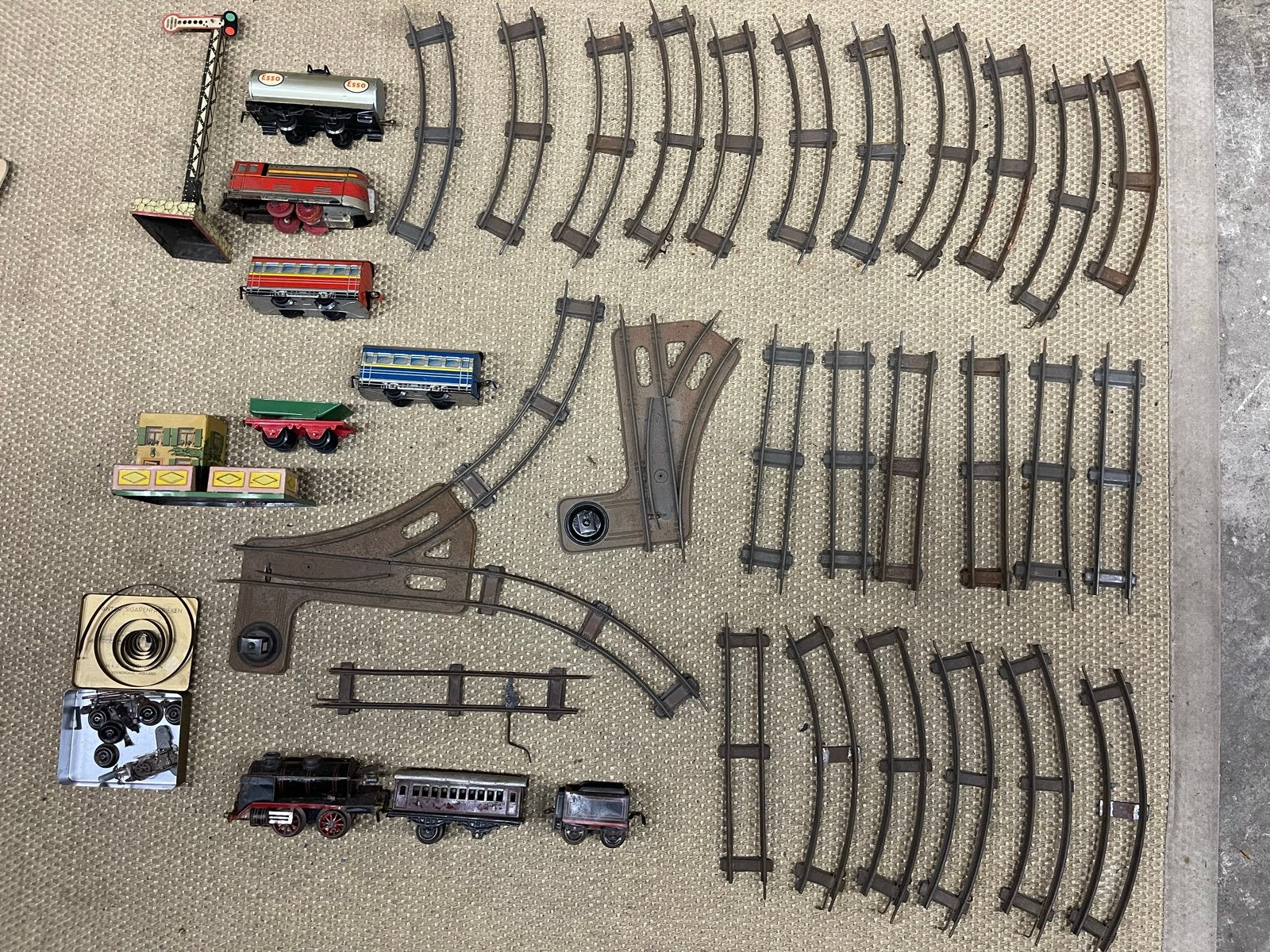 Vintage modeltrein set met rails, locomotieven en wagons, Hobby en Vrije tijd, Ophalen of Verzenden, Gebruikt, Treinset, Overige merken