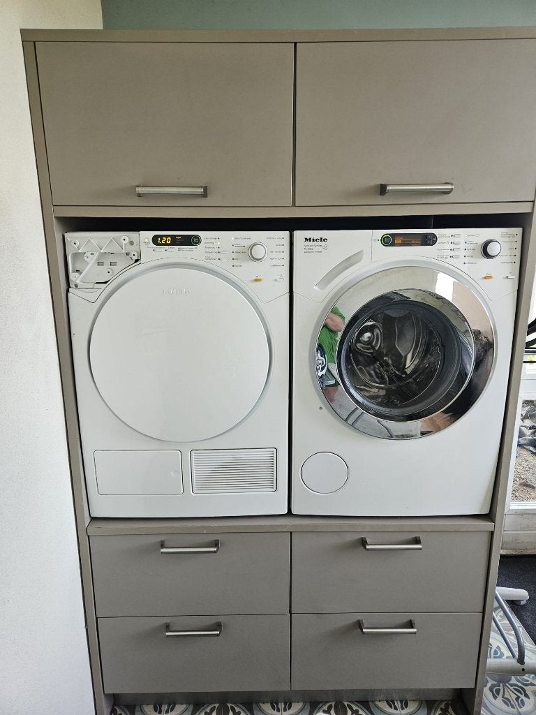 Miele Wasmachine en Miele Droger, Ophalen, Gebruikt, Voorlader, 85 tot 90 cm