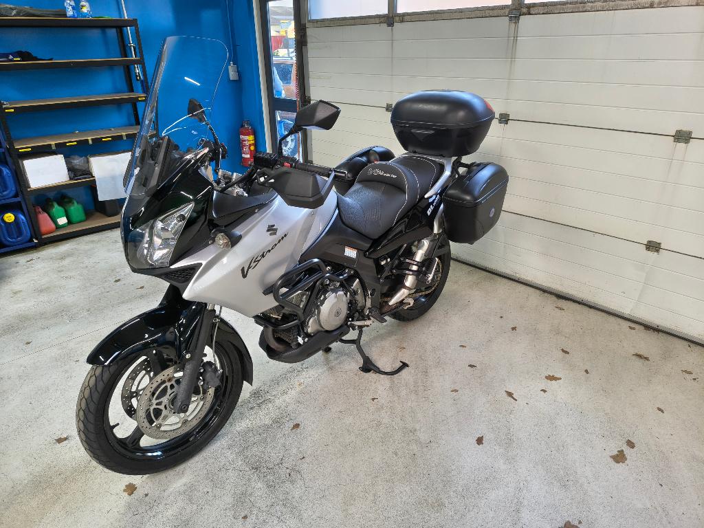 DL1000 V-Strom 2006, Motoren, Handvatverwarming, 2 cilinders, Gebruikt, Particulier