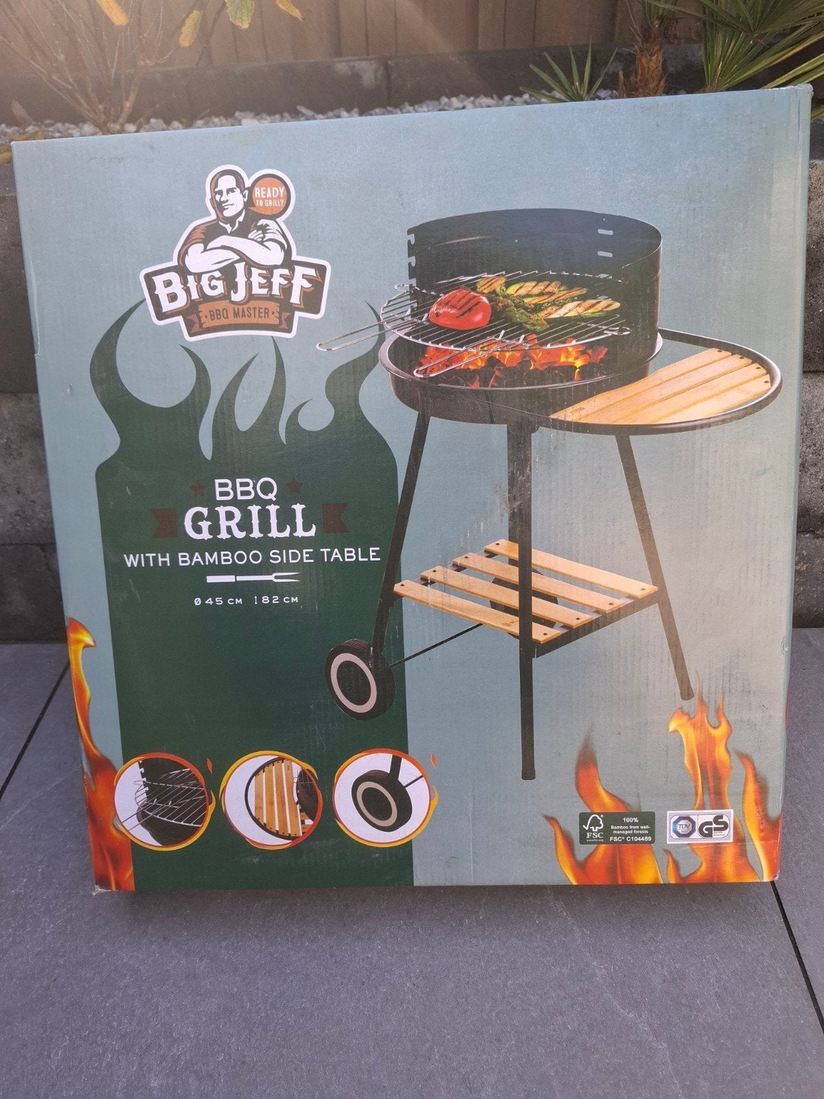 Big Jeff BBQ Grill met bamboe zijtafel - Nieuw in doos, Ophalen of Verzenden, Nieuw, Big Jeff, Met accessoires