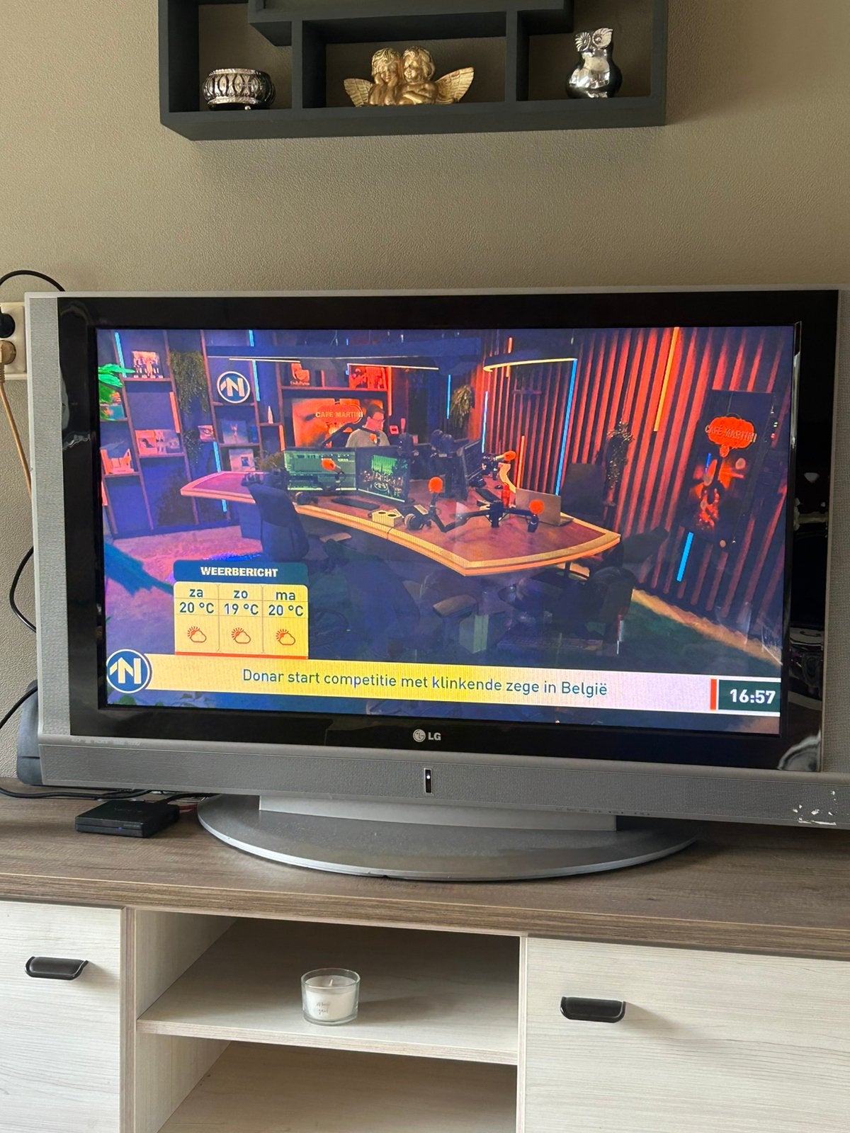 Gratis op te galen Lg Tv, Ophalen, Gebruikt, 50 Hz, LG