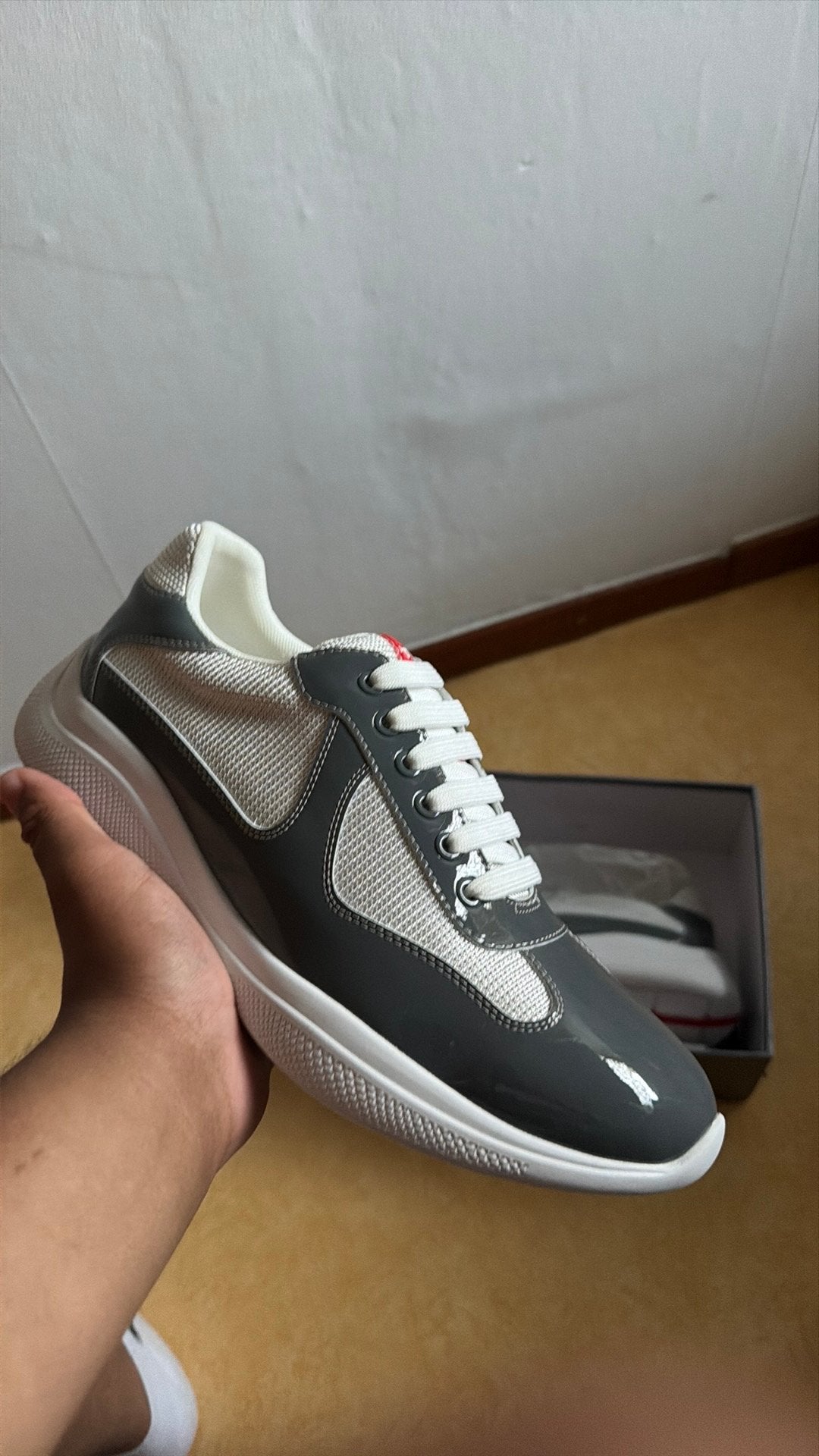 Prada cup maat 44, Ophalen of Verzenden, Nieuw, Overige kleuren