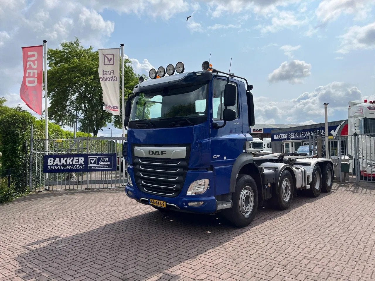 DAF CF 480 FAD 8x4 - VDL HAAK 30 TON - *2018* - 300.000 KM!, Auto's, Automaat, Achterwielaandrijving, Euro 6, Blauw