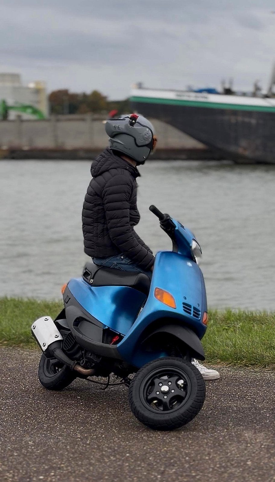 Zip type 3 125cc, Fietsen en Brommers, Ophalen of Verzenden, Zo goed als nieuw, Benzine, Zip