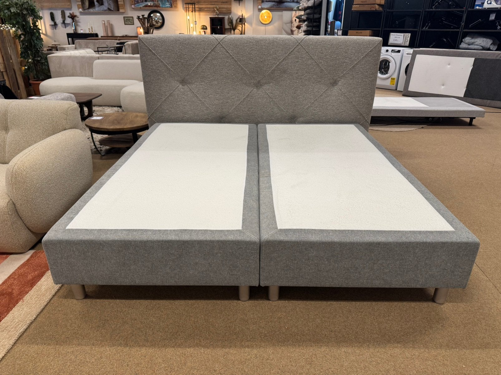 Boxspring 200x210 XL €399,- Grijs Direct/Leverbaar, Ophalen, #Boxspring#Grijs#210#Stof#Bedden#2-Persoons#Vlak, 210 cm, Mwonenenslapen@ziggo.nl
