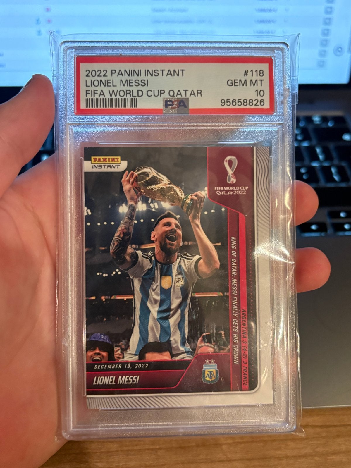 Lionel Messi PSA 10 Panini Instant FIFA World Cup Qatar, Ophalen of Verzenden, Zo goed als nieuw, Buitenlandse clubs, Spelerskaart