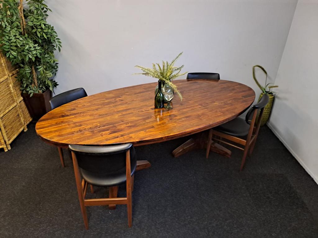 Grote XL eettafel ovaal stamtafel massief hout 240 cm tafel, Ophalen, 100 tot 150 cm, 200 cm of meer, Zo goed als nieuw