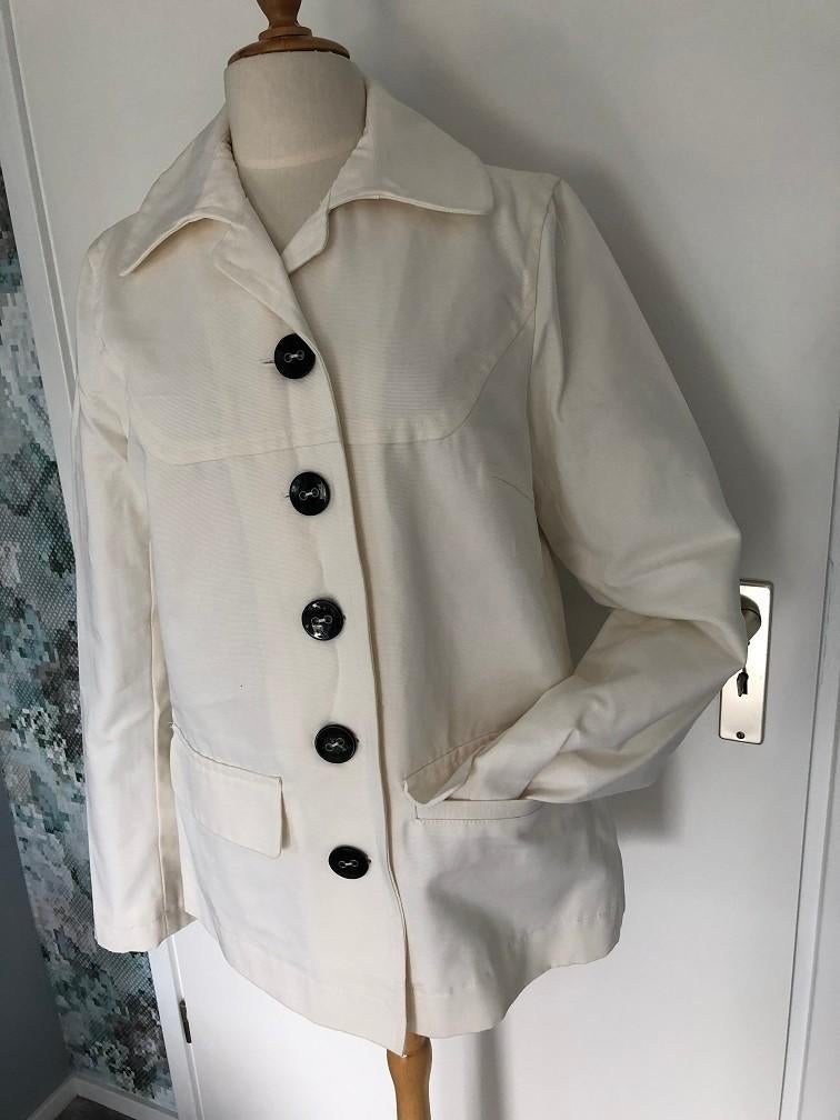 Mooie Nieuwe roomwitte voorjaars/zomerjas Mexx mt 40 L, Kleding | Dames, Jassen | Zomer, Nieuw, Maat 38/40 (M), Wit, Ophalen of Verzenden