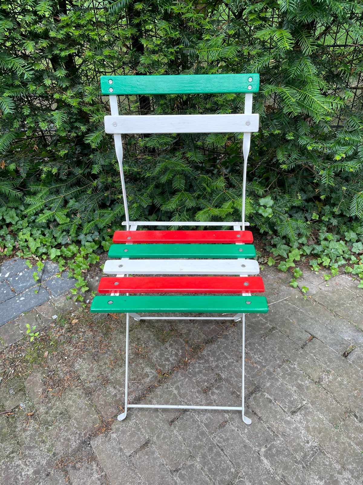 Bistro stoel, in Italiaanse kleuren., Ophalen, Gebruikt, Hout