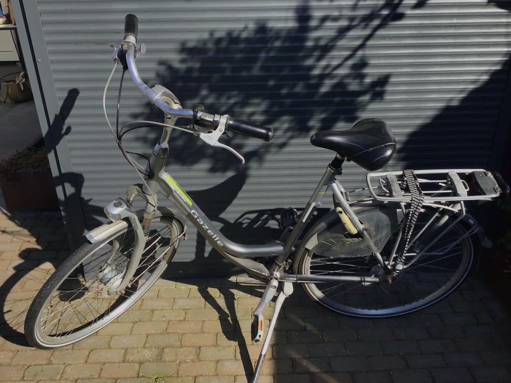 Gazelle Medeo damesfiets, Ophalen, Gebruikt, Velgrem, Versnellingen